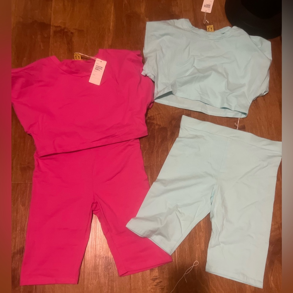 Sets shorts 10$ each new petite fit